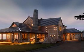 The Inn At Newport Ranch